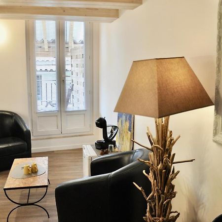 Les Chambres Tropeziennes Sanary-sur-Mer Zewnętrze zdjęcie