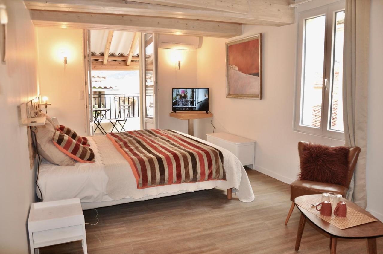 Les Chambres Tropeziennes Sanary-sur-Mer Zewnętrze zdjęcie